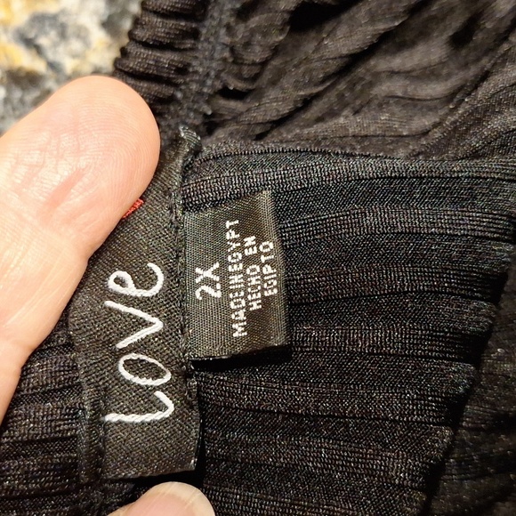 Y women's Love solid black body hugging stretch plus size dress 2X - Picture 4 of 5